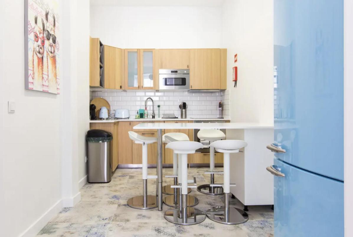 Beautiful 2br High Ceiling/50m From Timeout Market Appartement